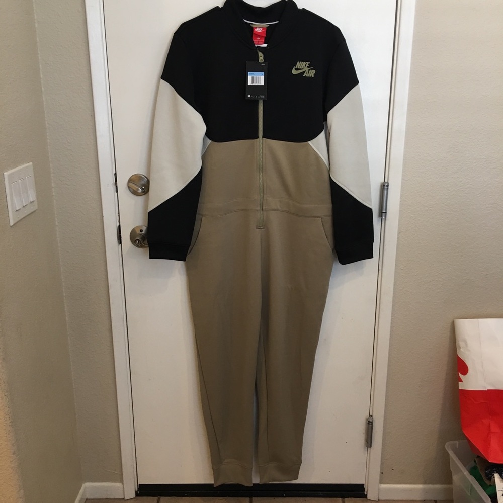 Nike Air Sportswear Women’s Jumpsuit Tan Black - Picture 6 of 8